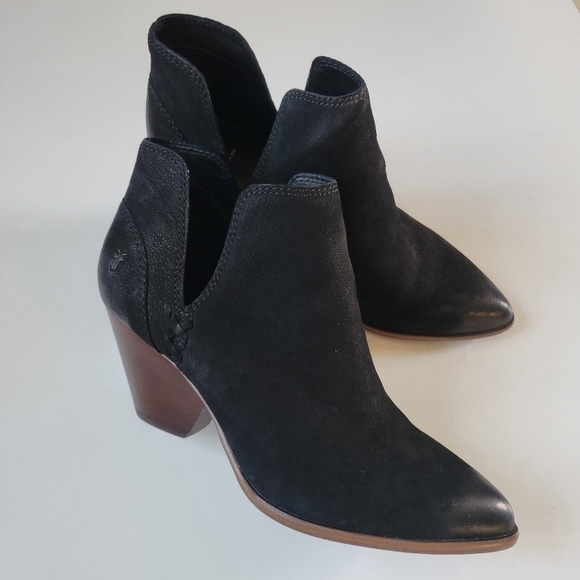 Frye Reyna Cut Out ancke booties size 7. - Picture 1 of 12